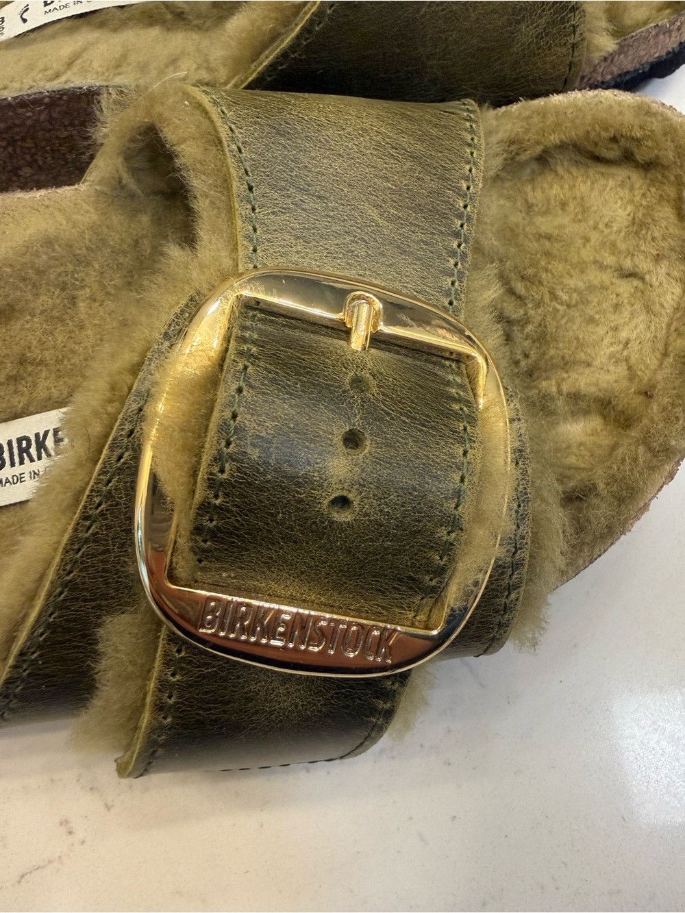 Birkenstock Madrid Big Buckle Shearling Oiled Leather Sandals in Olive Sz 38 - Picture 3 of 8